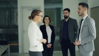 Klanten prikken door perfect gepolijste content heen