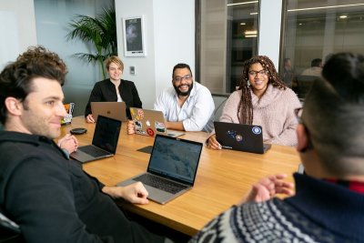 Waarom bedrijven nu al een agent manager aanstellen